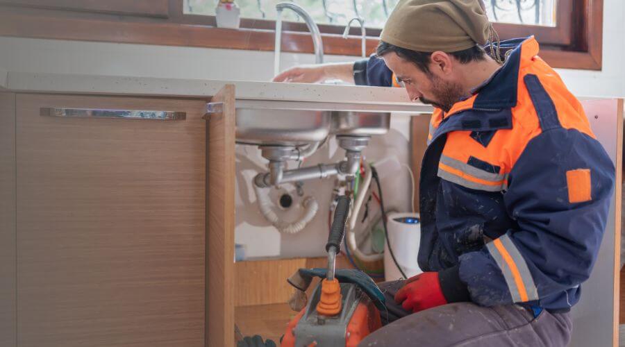 leaky faucet repair in Heyburn, ID